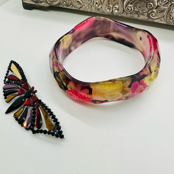 Vintage Butterfly Brooch and Rose Floral Bangle Bracelet - Picture 5 of 8